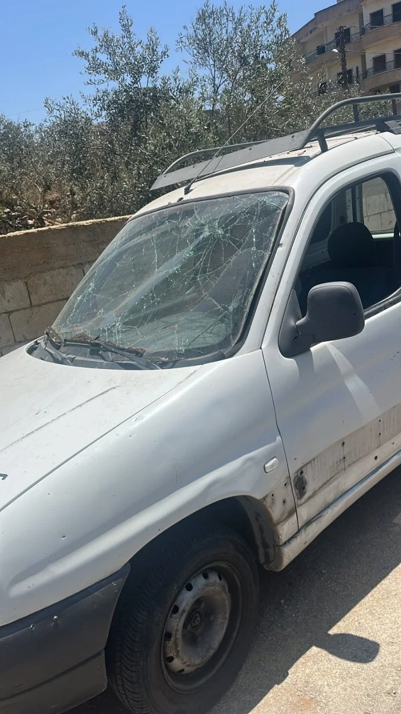 إصابة 5 عسكريين في غارة إسرائيلية استهدفت سيارة بمواكبة الجيش قرب صربين