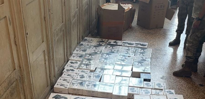 بالصور - الجمارك تضبط كمية كبيرة من الطائرات المسيّرة في طرابلس!