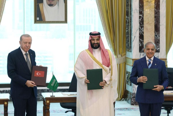 اتفاق مكة...  من أمنٍ مستورد إلى توازنٍ إقليمي جديد؟