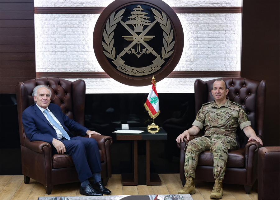 قائد الجيش يبحث مع أرنو الأوضاع في لبنان ومرحلة ما بعد "اليونيفيل"