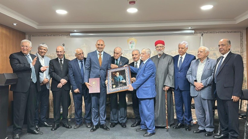 الرئيس عباس يرعى تكريم منيب رشيد المصري في رام الله