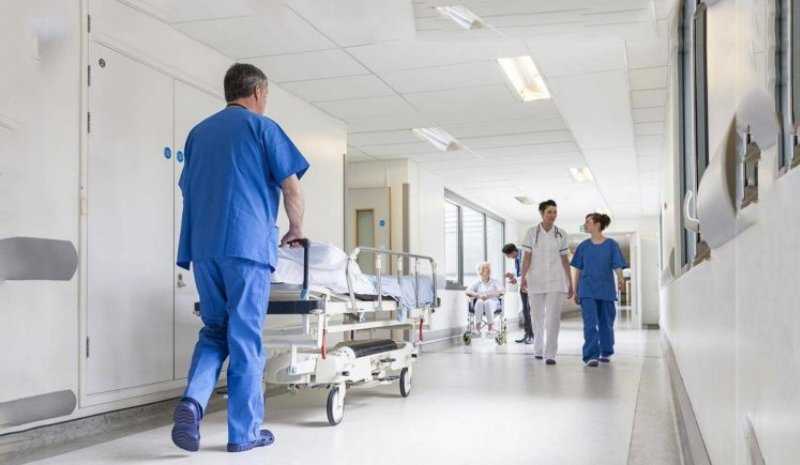 المستشفيات على حافة الخطر.. إنذار قبل فوات الأوان