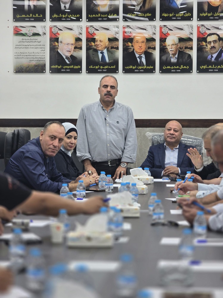 أبو هولي يبحث في نابلس الاستعدادات الانتخابية لـ"فتح" وتعزيز دور المخيمات في حماية المشروع الوطني وقضية اللاجئين