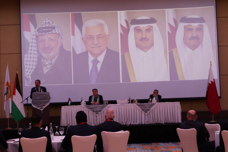 الرئيس عباس يهنئ الفائزين بعضوية المجلس الوطني الجديد ممثلين عن الجالية الفلسطينية في قطر