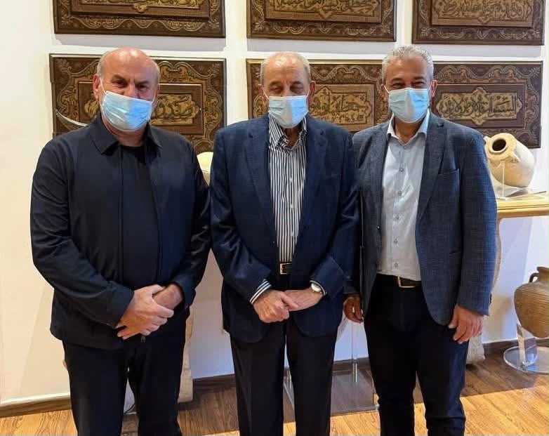 الرئيس برّي يبحث مع رئيسَي بلديتي صيدا وحارة صيدا أزمة النفايات وملفات المنطقة العالقة