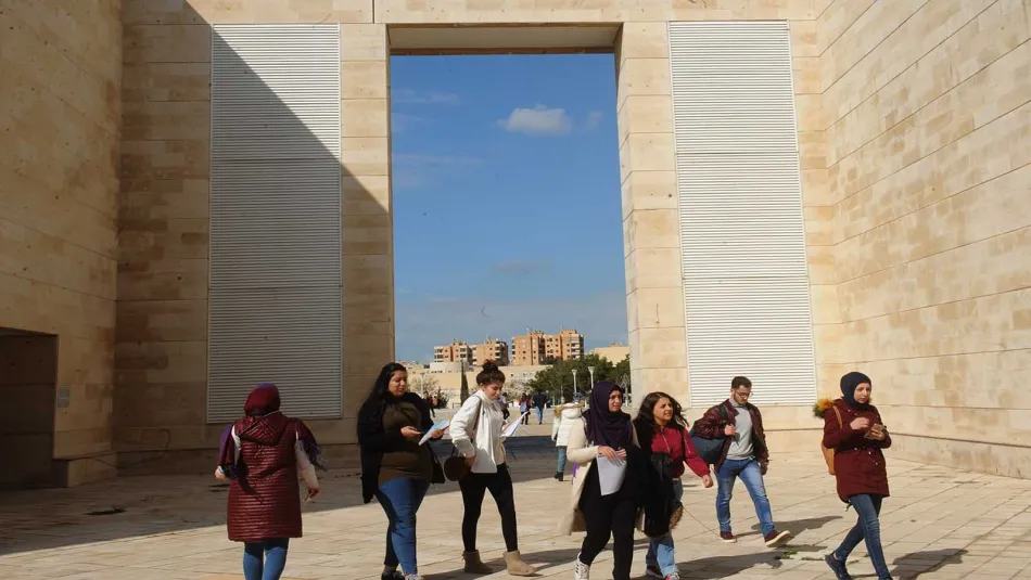 الطائف والطائفيون والجامعة اللبنانية