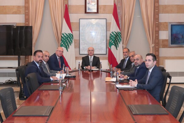 اجتماع لوزراء الداخلية والعمل والاشغال خُصّص للبحث في الإجراءات المتعلقة بعمل الشاحنات