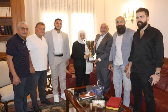 بهية الحريري تهنىء نادي الفتيان الرياضي – صيدا  بإحرازه بطولة لبنان للشباب في الملاكمة