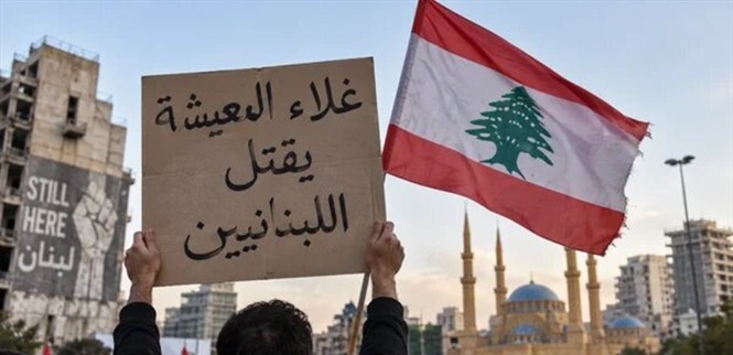 استعدادات للتظاهر والإضراب وغلاء فوضوي ينذر بانفجار اجتماعي وأسعار المحروقات ترهق اللبنانيين