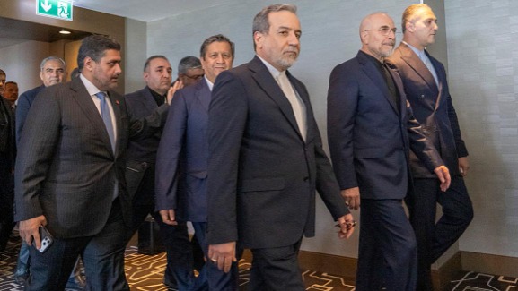 عراقجي: قدمنا خطة لـ"حل سلمي" وننتظر رد واشنطن...