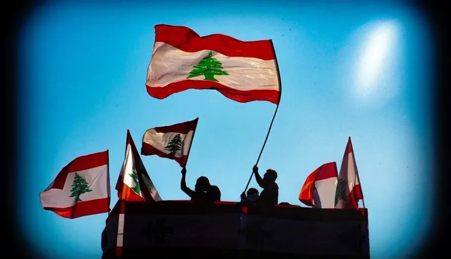 بين تأثير "الضغوطات الخارجية وإخفاق الحلول الداخلية": من يصنع القرار في لبنان؟