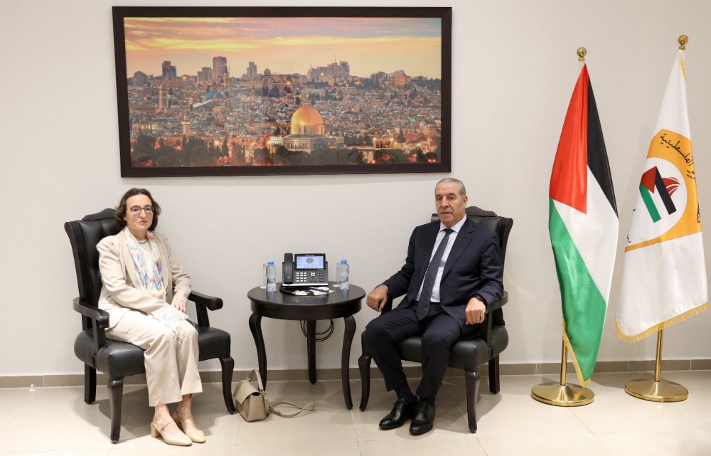 الشيخ يبحث مع القنصل البلجيكي التطورات السياسية والأوضاع في الضفة وغزة