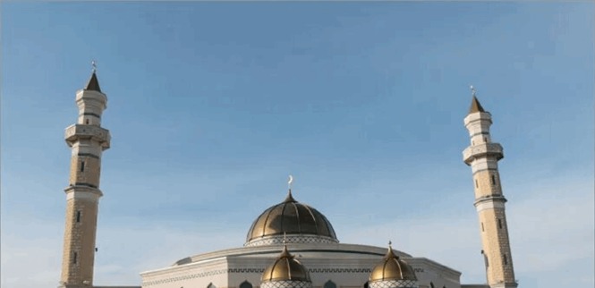 أثناء إلقائه الخطبة.. وفاة إمام مسجد بعد تعرّضه لوعكة مفاجئة