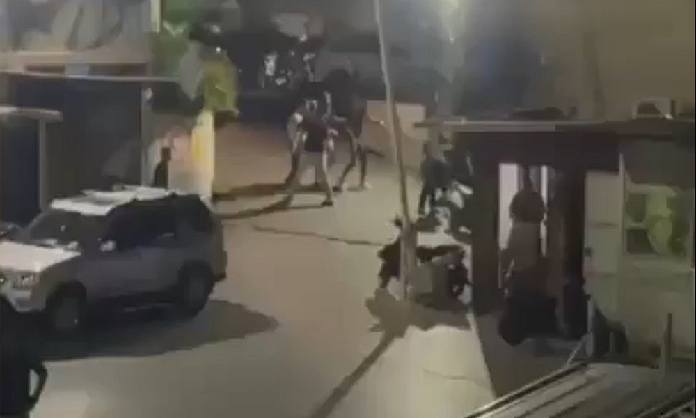 جرحى بإشكال وإطلاق نار عند مدخل مستشفى الهمشري