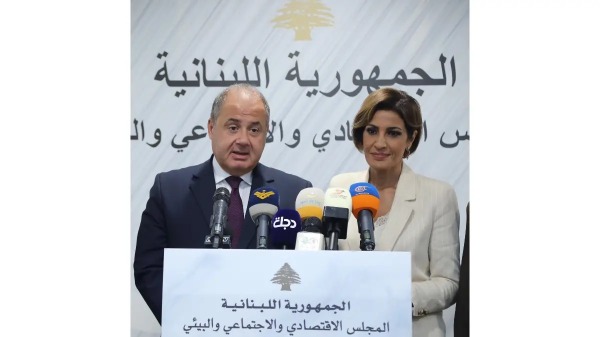 "التحديات البيئية في الحرب والسلم" على طاولة المجلس الإقتصادي