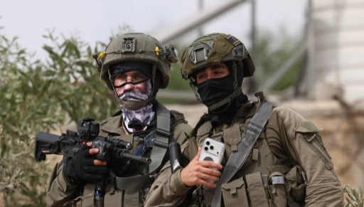 مستوطنون هاجموا سيارات دبلوماسيين أوروبيين واعتدوا على رئيس بلدية فرنسية في الضفة الغربية