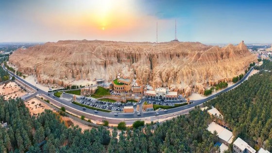 الأحساء، حيث يتعانق عبق التاريخ مع نهضة الحاضر وآفاق المستقبل...