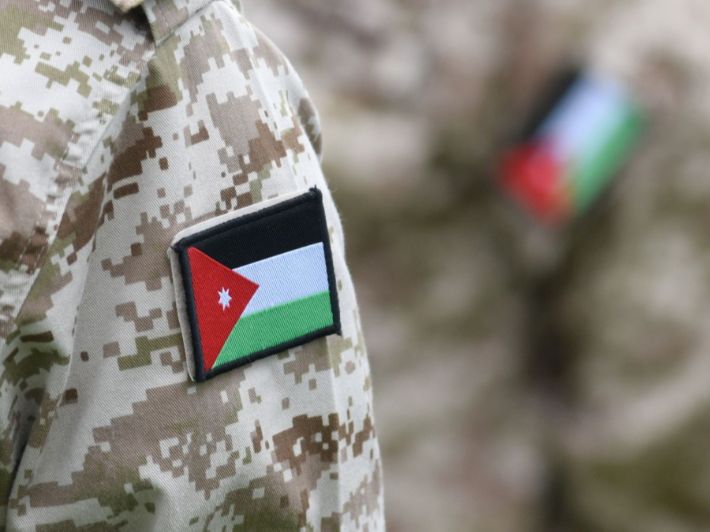 الأردن ينفذ ضربات جوية في جنوب سوريا رداً على هجوم كنيسة الكرك