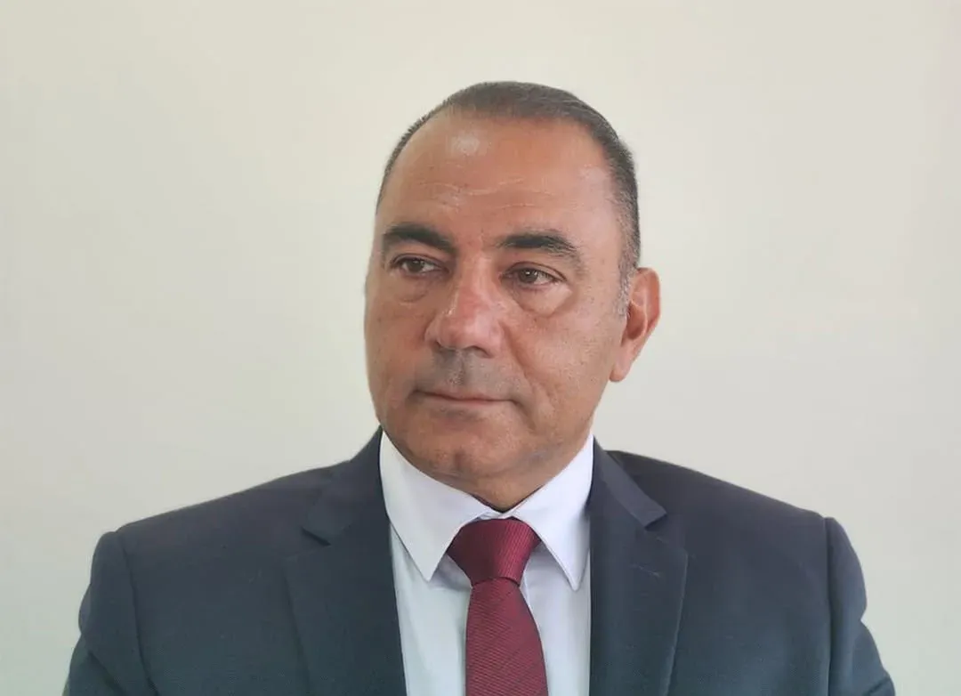 خلف: من جديد.. تمويل العجز من أموال المودعين
