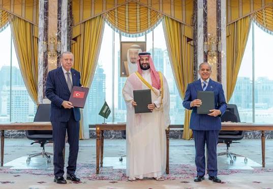 اتفاقية مكة وأمن المنطقة: نحو تكامل الردع الدفاعي والوساطة وبناء السلام