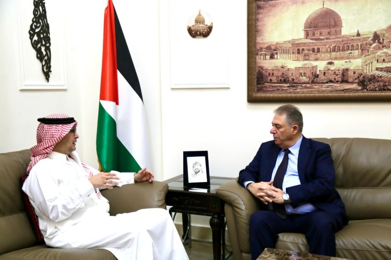 السفير دبور يبحث والسفير السعودي البخاري تطورات العدوان الإسرائيلي