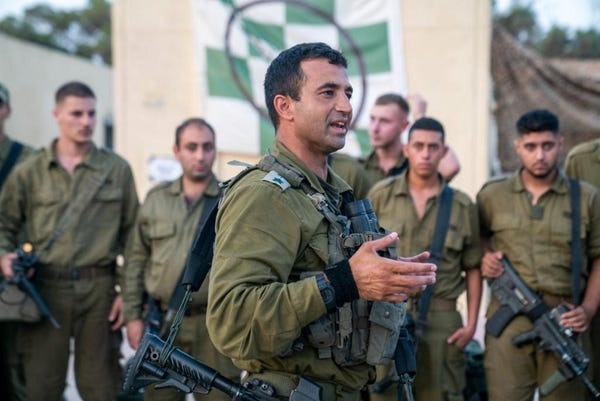 جثته محتجزة ... الاحتلال يعترف بمقتل قائد فرقة غزة