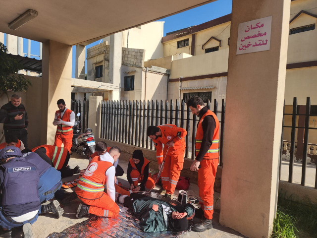 مناورة مشتركة بين وحدة الإسعاف والطوارئ والصليب الأحمر اللبناني و"مستشفى المنية الحكومي" على صعيد منطقة الشمال
