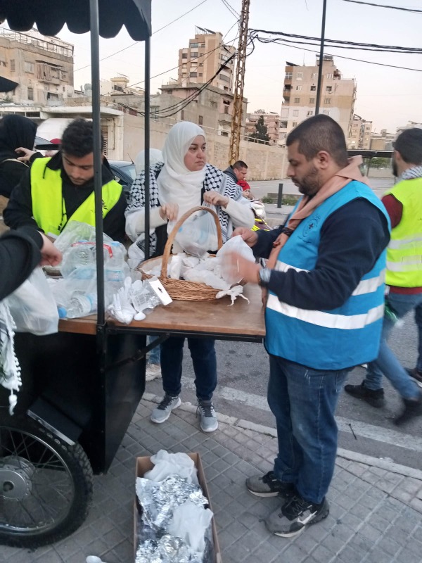 بوقفة تضامنية مع غزة "سنابل البشرى" و "كشافة لبنان المستقبل" أطلقا "مشروع إفطار عابر سبيل"