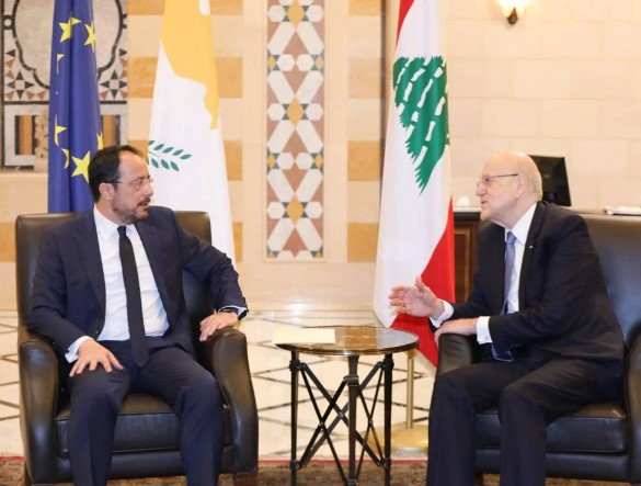 الرئيس القبرصي يصل إلى لبنان ويجري محادثات رسمية مع الرئيس ميقاتي في السراي الحكومي