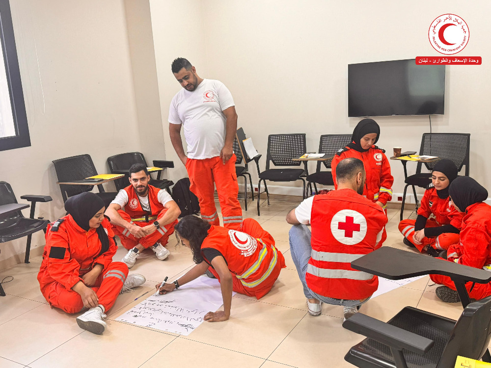 وحدة الإسعاف والطوارئ تخرّج مدربين بمجال "الوصول الآمن"