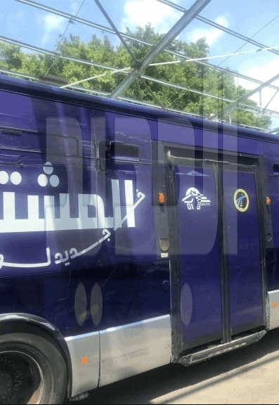 بالصور - تحطيم باصات النقل العام في لبنان بعد يوم واحد على تشغيلها!