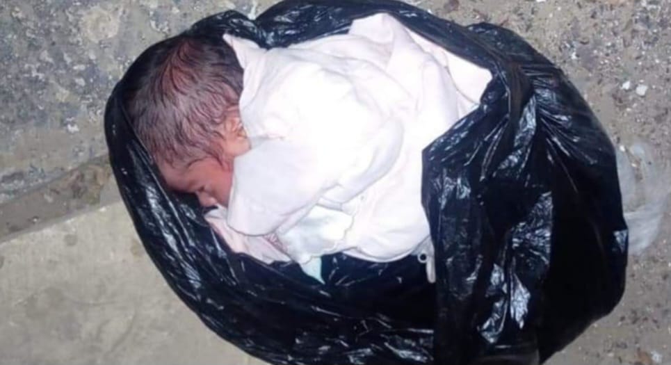 العثور على جثة طفل حديث الولادة في كيس نايلون