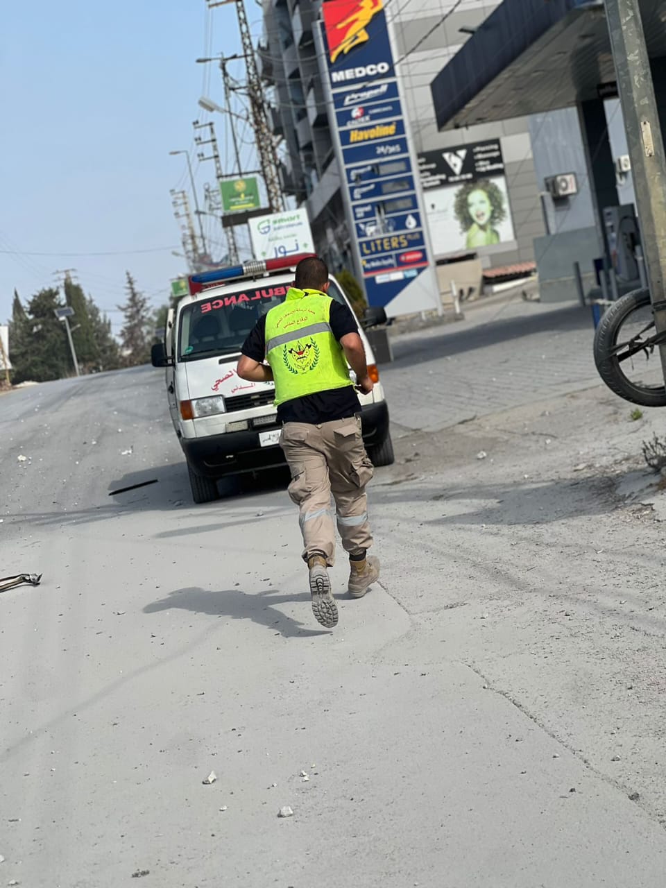 بالصور - مجزرة اسرائيلية في النبطية.. استهداف مركز البلدية خلال اجتماع لخلية الازمة!