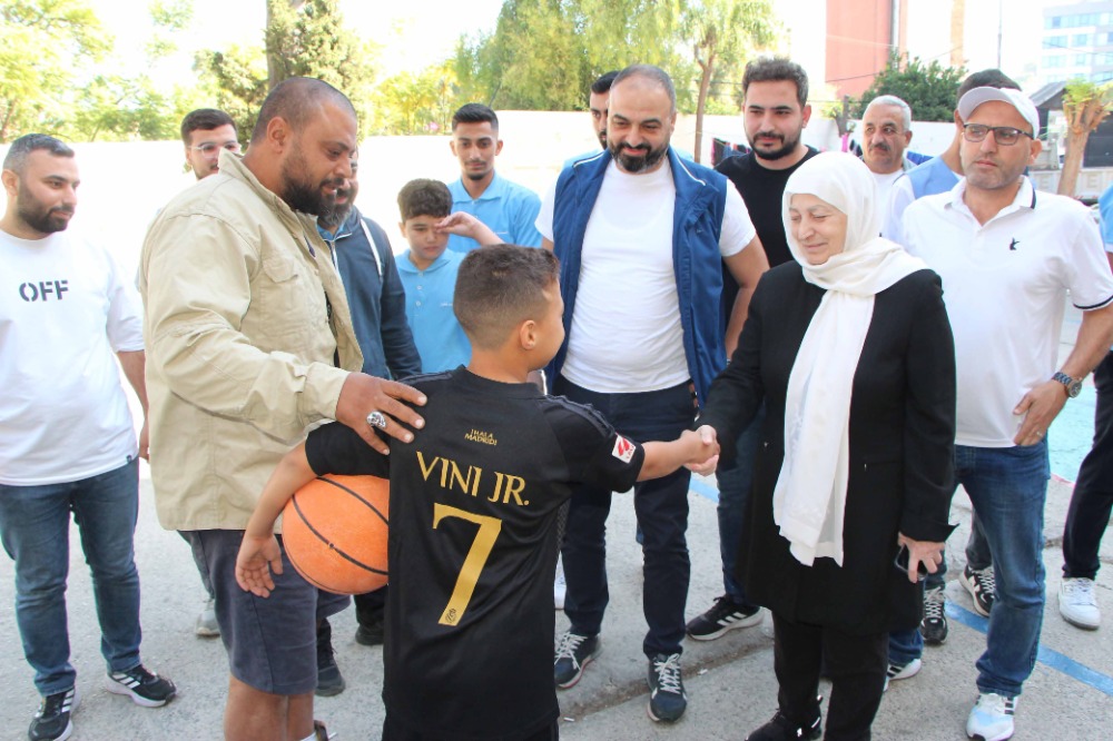 بهية الحريري تفقدت مركز استقبال النازحين في "ثانوية ثريا أبو علفا الرسمية" وأثنت على جهود متطوعي "تيار المستقبل"