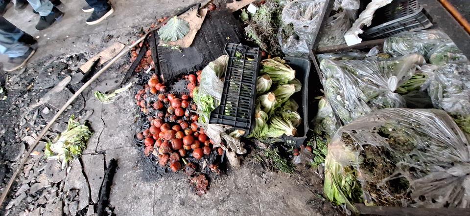 د. بديع يتفقد حريق العربات في سوق الخضار: بلدية صيدا تتحرك قضائيًا
