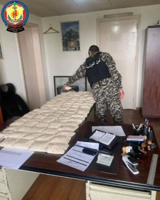 ضبط 177 ألف حبة كبتاغون معدة للتهريب في جرود يونين