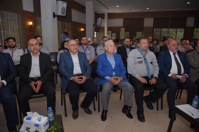 كشاف الجراح يُكرم النواب: د. أسامة سعد ود. عبد الرحمن البزري والسيدة بهية الحريري، ود. حازم بديع وفاعليات جنوبية والسيد نادر عزام