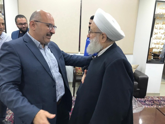 نادر عزام يجول في منطقة ساحة القدس ويلتقي لجنتها والتجار ومخاتير المدينة والشيخ ماهر حمود