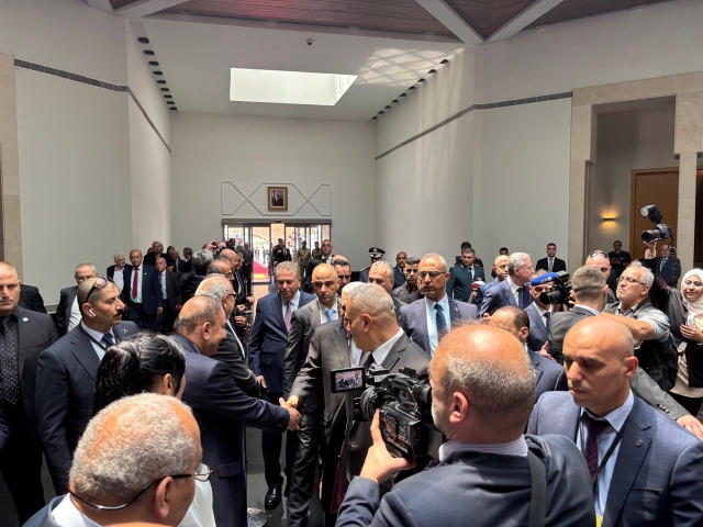 ‏الصورة الأولى لوصول الرئيس عباس إلى لبنان