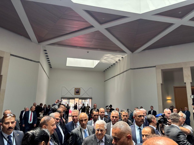 ‏الصورة الأولى لوصول الرئيس عباس إلى لبنان