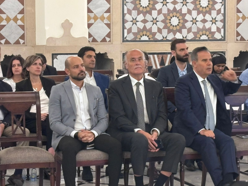طعمة يكشف عن حجم الكارثة البيئية على الشاطىء الصيداوي خلال مشاركته بمؤتمر البيئة البحرية في لبنان