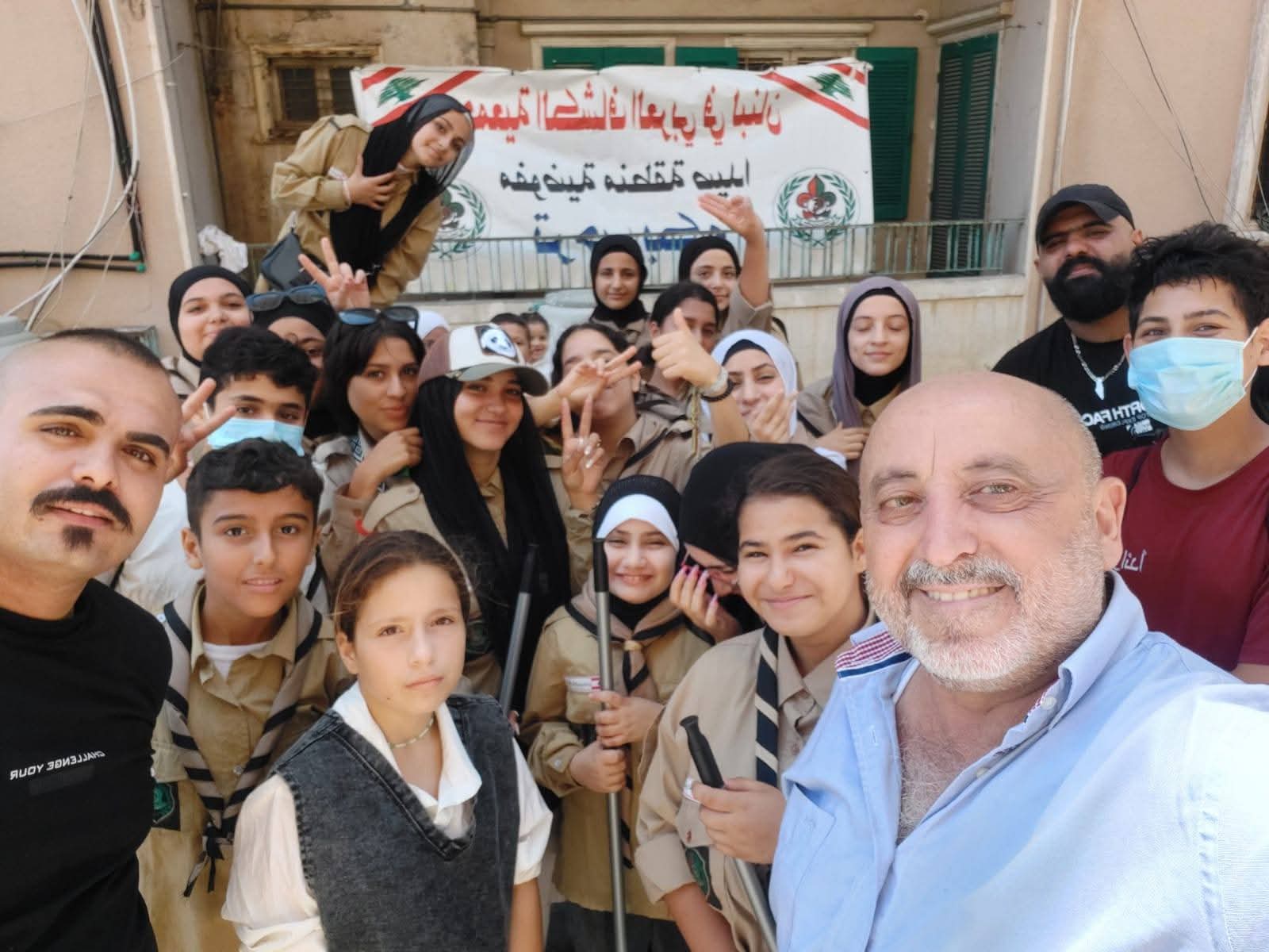 "الكشاف العربي" ينظم حملة لتنظيف حي الست نفيسة في صيدا