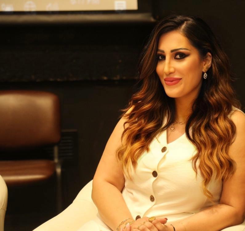 شيخ العقل يرعى حفل توقيع كتاب "حينما كان الزّهر يروي الحكايا" في بعقلين