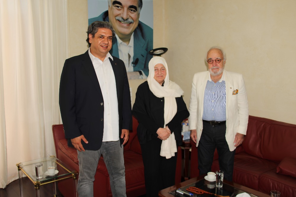بهية الحريري تلتقي رئيس تجمع رجال الأعمال اللبناني الألماني ورئيس جمعية "The Grace" ومدير LIU و"روتاراكت - صيدا