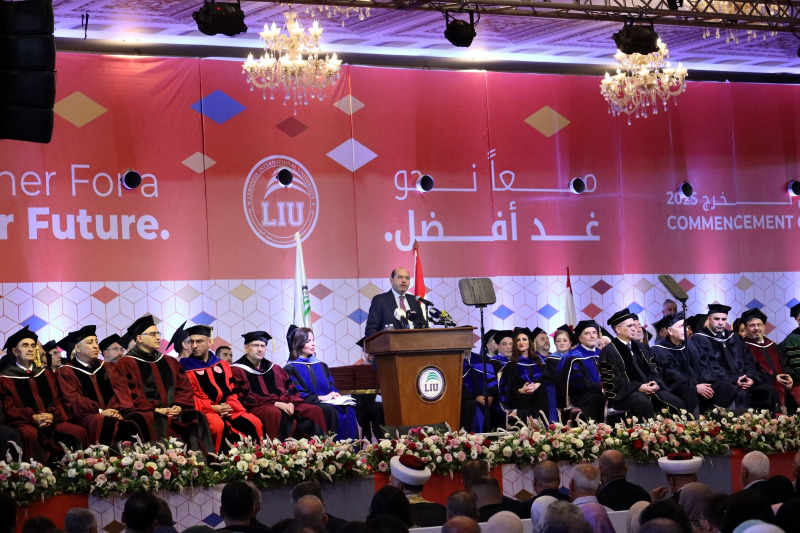 النائب مراد يُؤكد خلال رعايته تخريج طلاب "جامعة LIU" في صيدا على العلم لبناء غدٍ أفضل ودعم القضية الفلسطينية