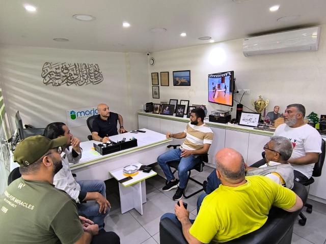 الصيدلي عمر مرجان يبحث مع وفد من الفوار مار الياس تزفيت الطريق