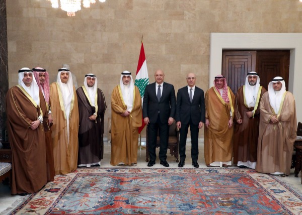 من بعبدا... الكويت تجدّد دعمها للبنان "في كل الظروف"