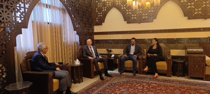 البساط وابوحيدر وصلا الى سرايا صيدا استكمالاً لجولتهما الجنوبية