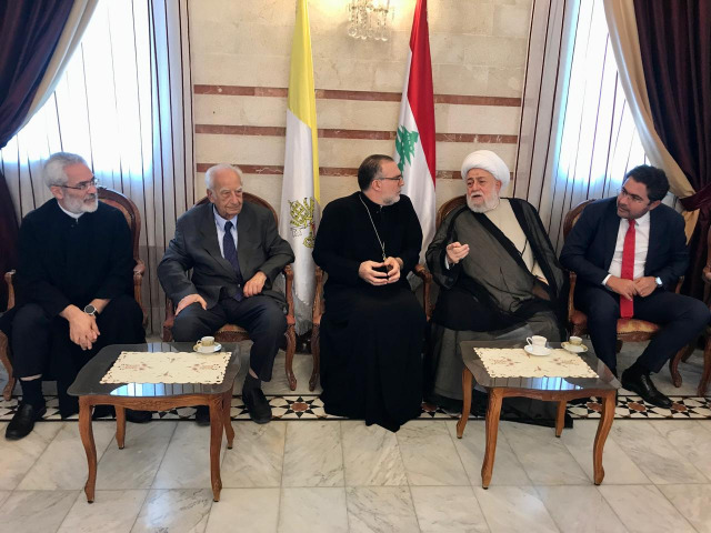 المفتي عسيران يهنئ الرئيس العام الجديد للرهبانية المخلصية الأرشمندريت أنطوان رزق ويشدد على الوحدة الوطنية