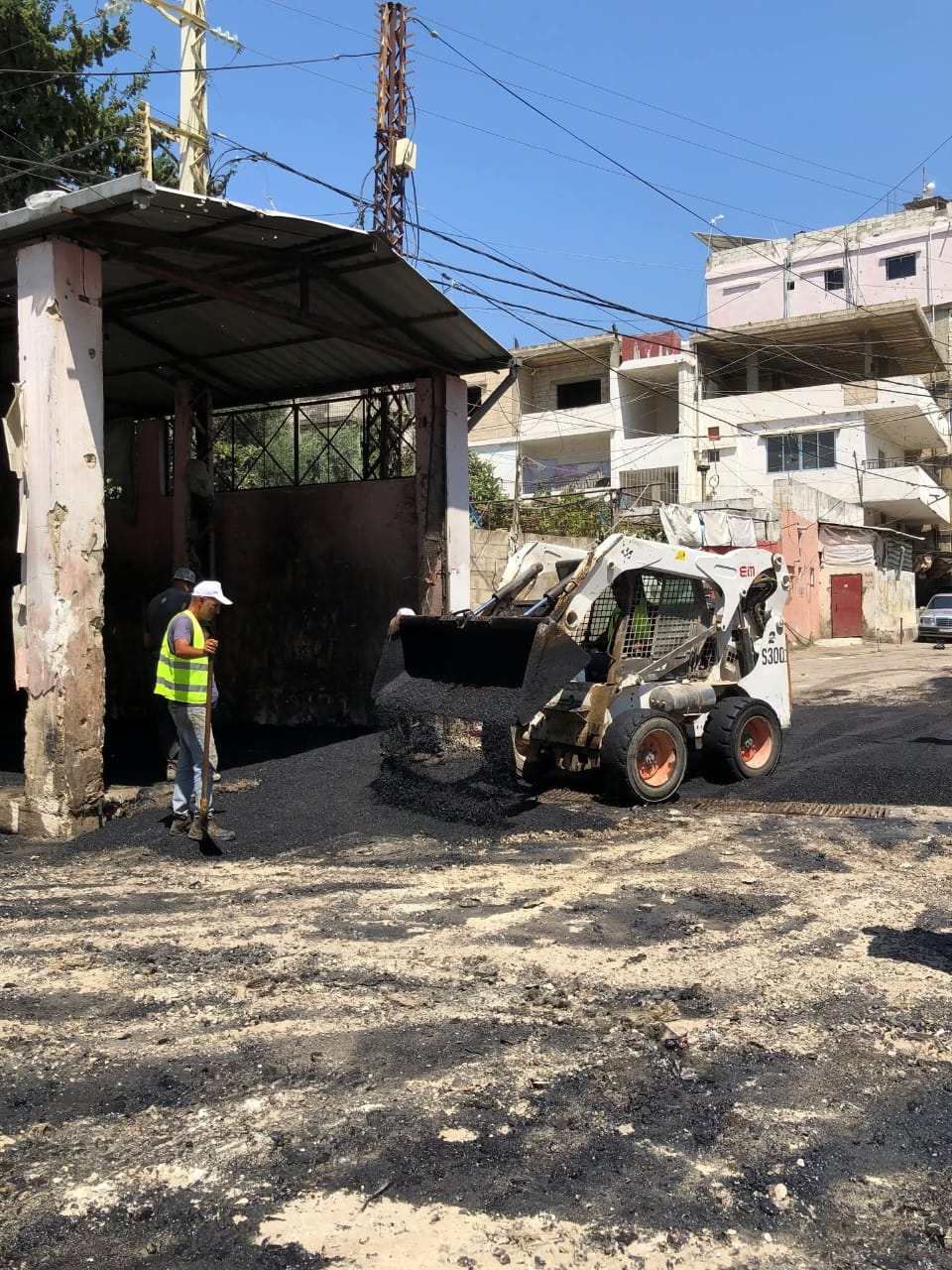 وفد من سكان حي "رجال الأربعين" في تعمير عين الحلوة يزور النائب سعد لعرض معاناة مستمرة منذ أكثر من 15 عامًا